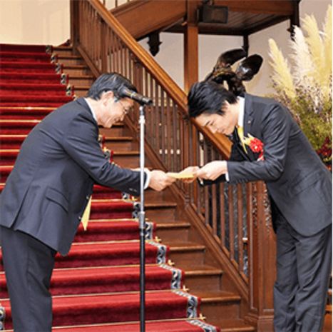 代表取締役 中西良祐